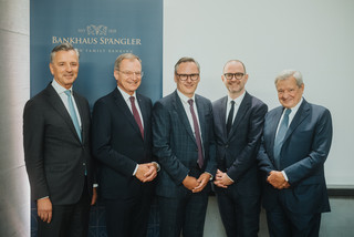 V.l.n.r Dr. Werner Zenz, Landeshauptmann Thomas Stelzer, Rudolf Eder, Niederlassungsleiter Oberösterreich, KR Heinrich Spängler