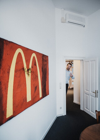 „Mc-Donalds-Bild“ von Michael Scheirl