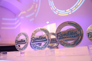 Award mit der Aufschrift "Österreichs beste Familienunternehmen"