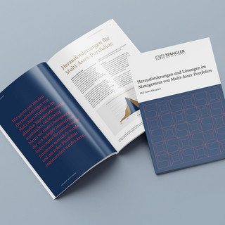 Broschüre mit dem Titel Herausforderungen und Lösungen im Management von Multi-Asset-Produkten